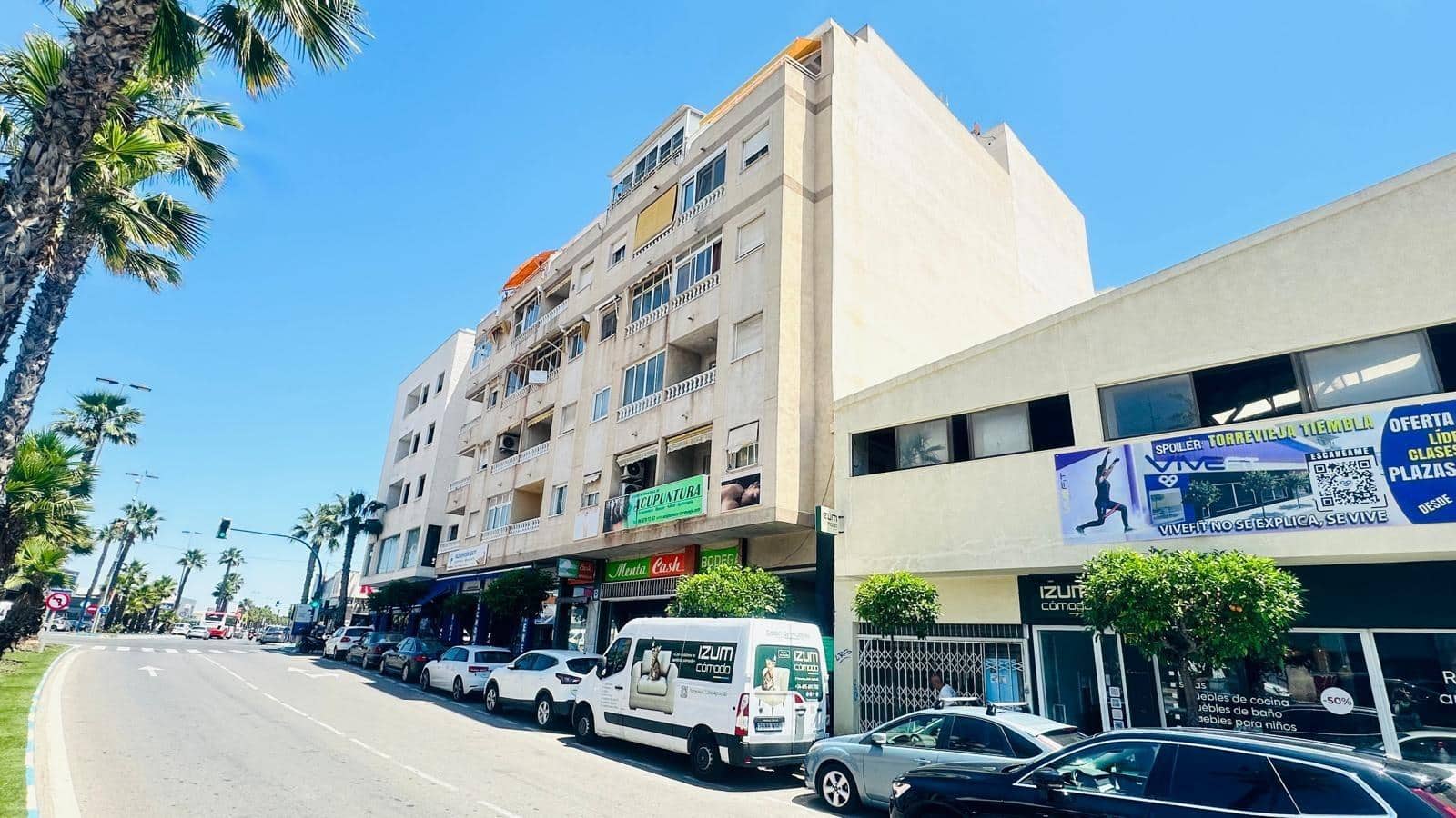 4 soveværelse Lejlighed til salg i Torrevieja - € 210.000 (Ref: 9983672)