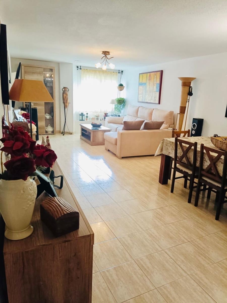 3 soveværelse Lejlighed til salg i Torrevieja - € 280.000 (Ref: 9983673)