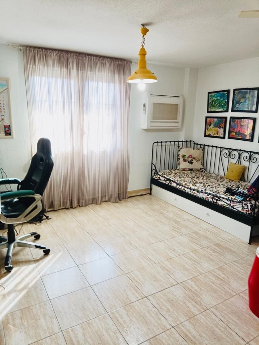 3 soveværelse Lejlighed til salg i Torrevieja - € 280.000 (Ref: 9983673)