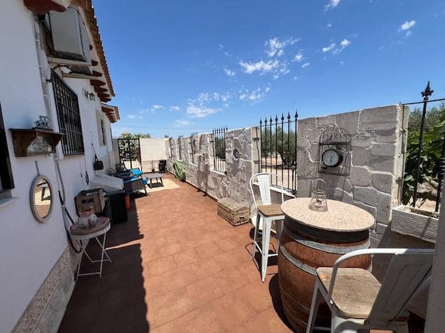 Chalet de 3 habitaciones en Dolores en venta - 510.000 € (Ref: 9983680)