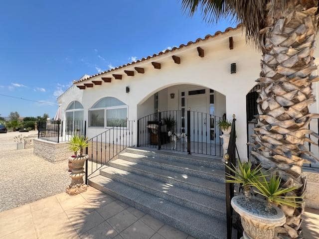 Chalet de 3 habitaciones en Dolores en venta - 510.000 € (Ref: 9983680)