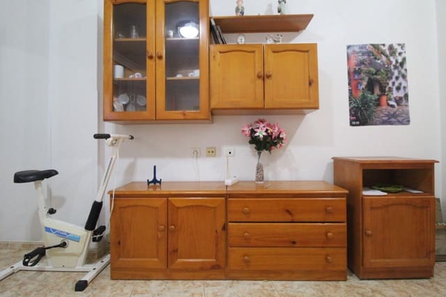 2 soveværelse Lejlighed til salg i Avenida Habaneras - Curva de Palangre, Torrevieja - € 155.000 (Ref: 9983684)