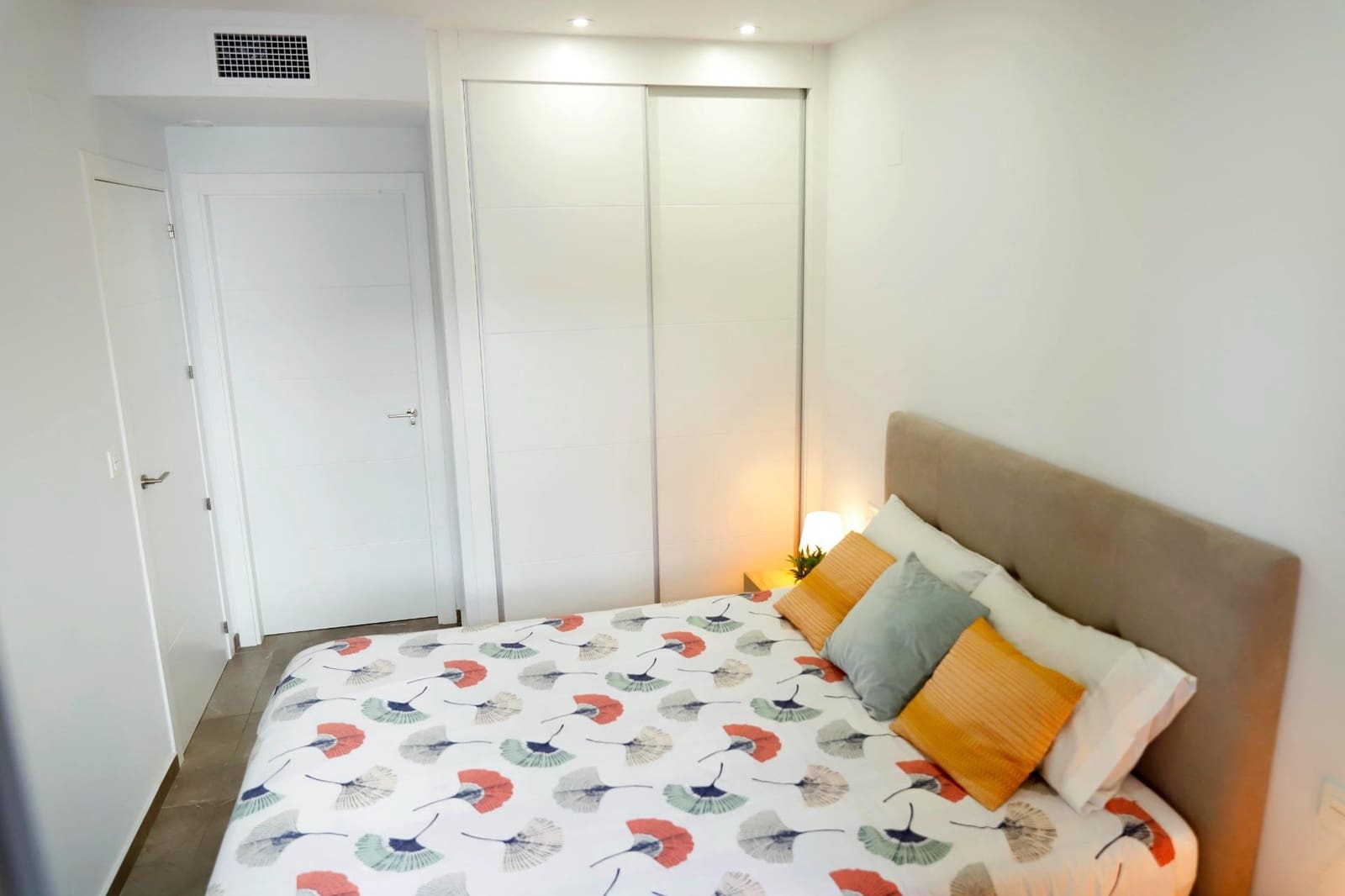 2 makuuhuone Huoneisto myytävänä paikassa Torrevieja - 269 990 € (Ref: 9983689)