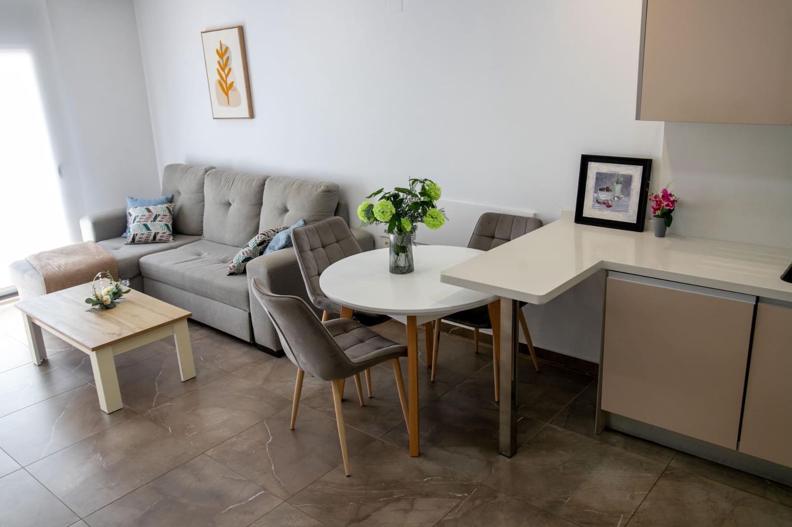 2 makuuhuone Huoneisto myytävänä paikassa Torrevieja - 269 990 € (Ref: 9983689)