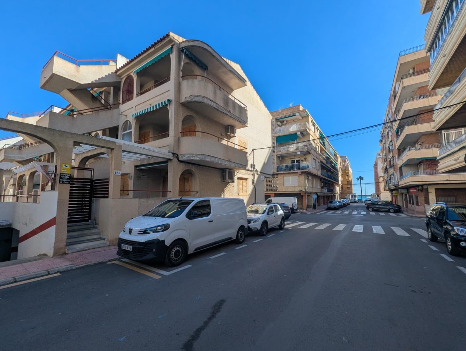 3 soveværelse Lejlighed til salg i Torrevieja - € 209.900 (Ref: 9983692)