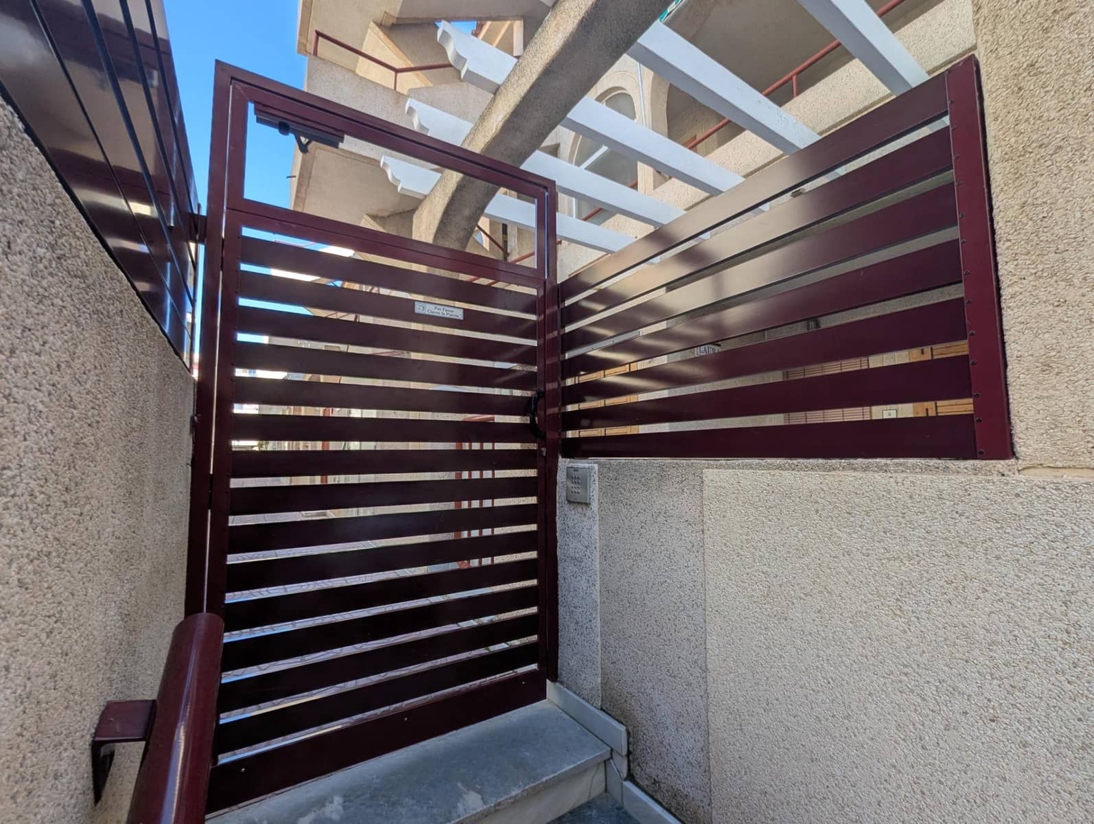 3 soveværelse Lejlighed til salg i Torrevieja - € 209.900 (Ref: 9983692)