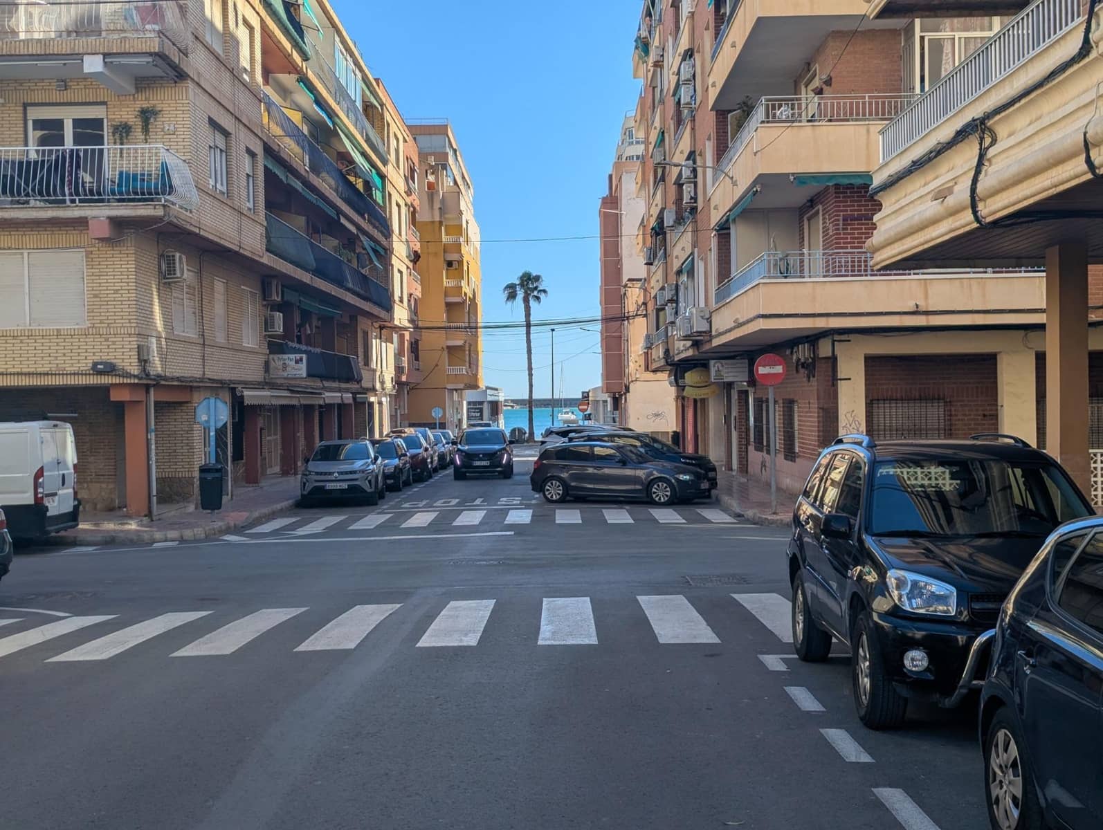 3 soveværelse Lejlighed til salg i Torrevieja - € 209.900 (Ref: 9983692)