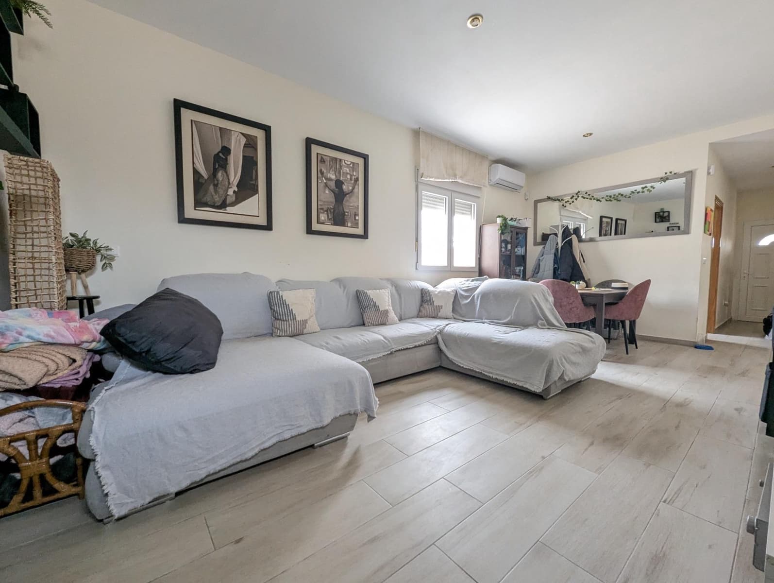 3 bedroom Villa for sale in Torrevieja - € 430,000 (Ref: 9983694)