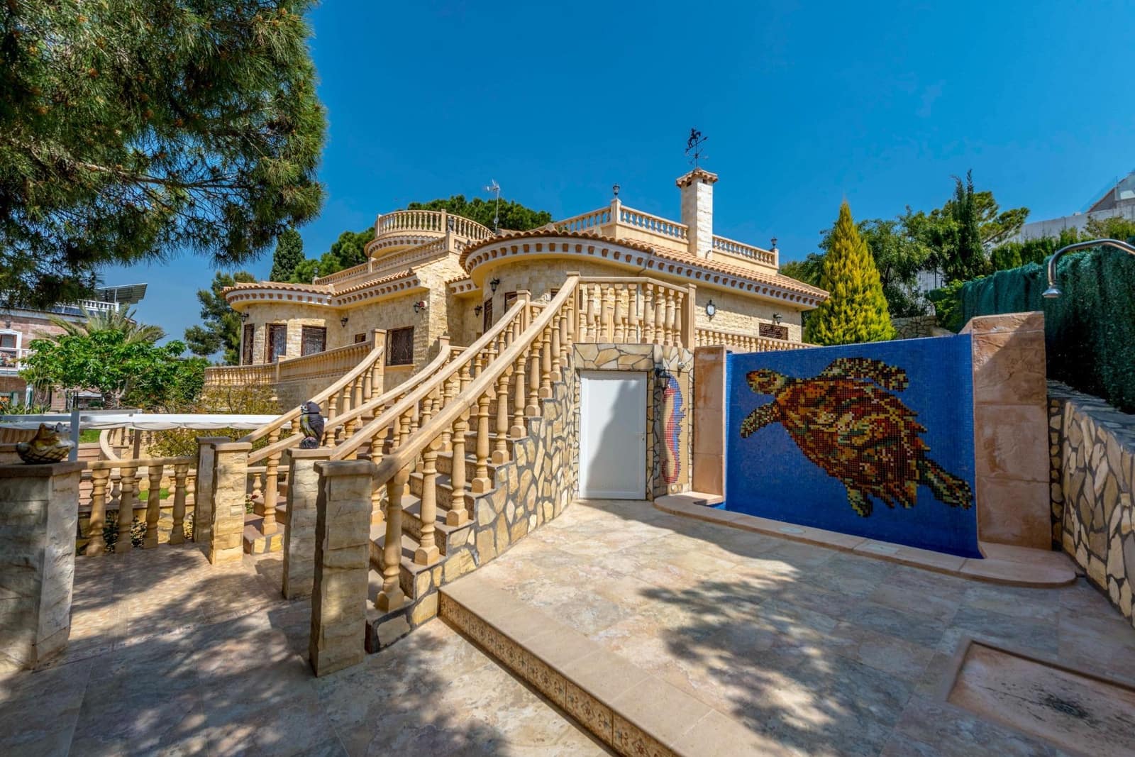 4 slaapkamer Villa te koop in Campoamor - € 1.600.000 (Ref: 9983696)