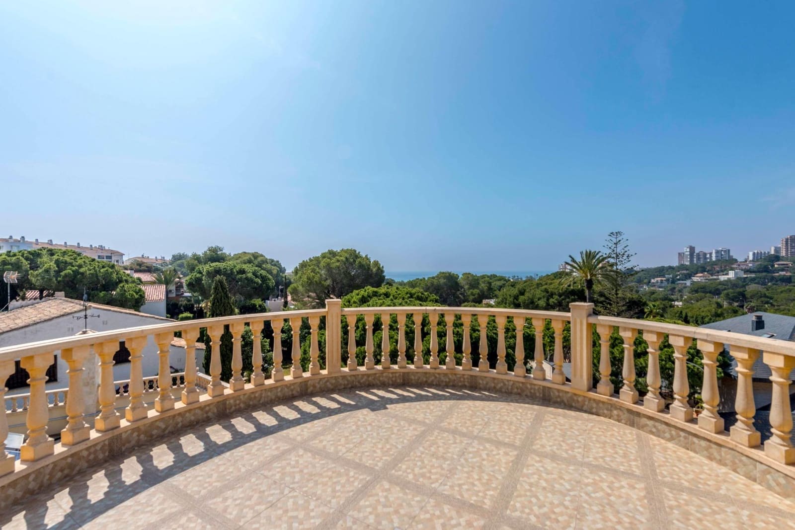 4 slaapkamer Villa te koop in Campoamor - € 1.600.000 (Ref: 9983696)