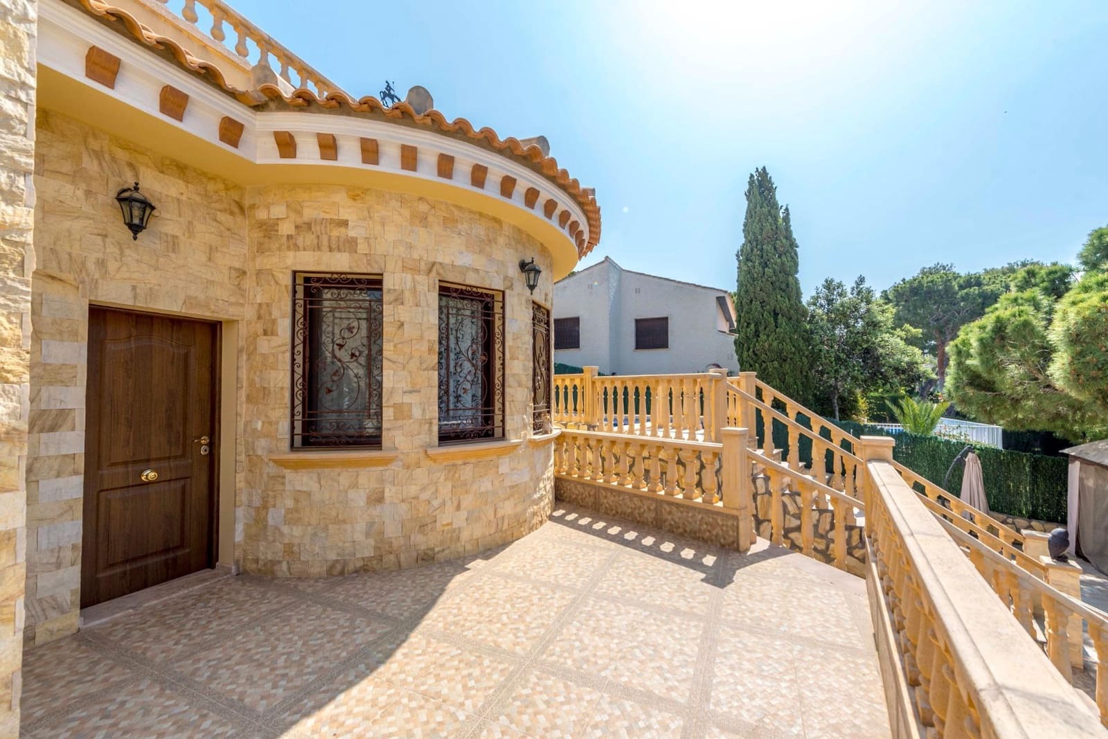 4 slaapkamer Villa te koop in Campoamor - € 1.600.000 (Ref: 9983696)