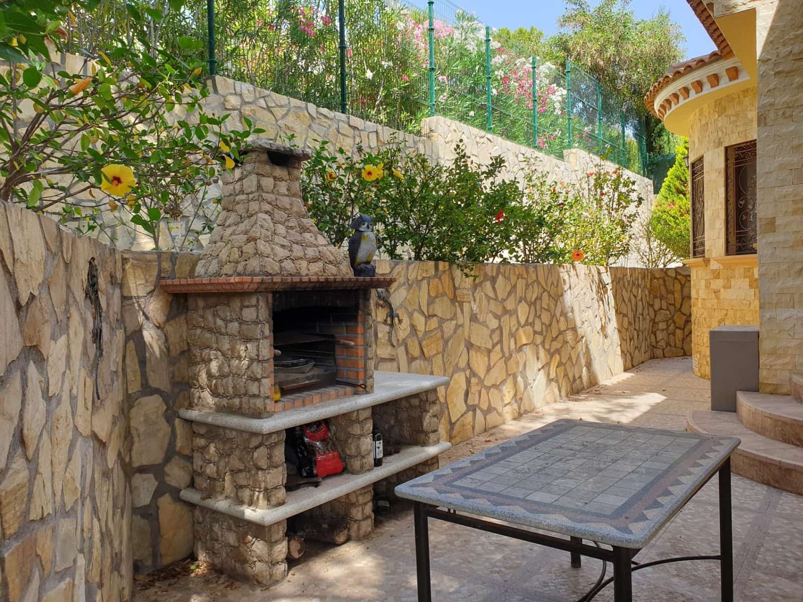 4 slaapkamer Villa te koop in Campoamor - € 1.600.000 (Ref: 9983696)
