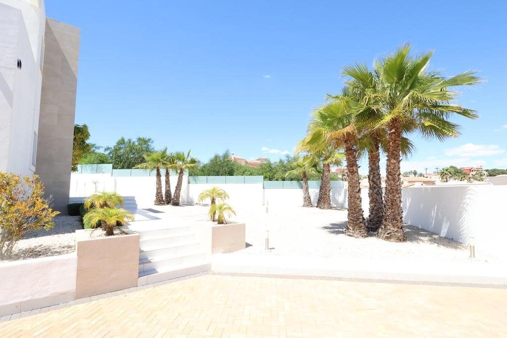 3 soveværelse Villa til salg i La Marquesa - € 699.000 (Ref: 9983697)