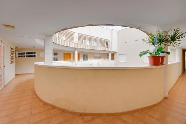 2 soveværelse Lejlighed til salg i Centro, Torrevieja - € 140.969 (Ref: 9983703)