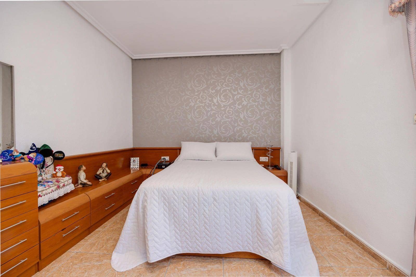 Lejlighed til salg i Torrevieja - € 224.969 (Ref: 9983709)