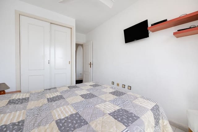 2 quarto Bungalow para venda em El Chaparral - La Siesta - La Torreta, Torrevieja - 144 969 € (Ref: 9983714)