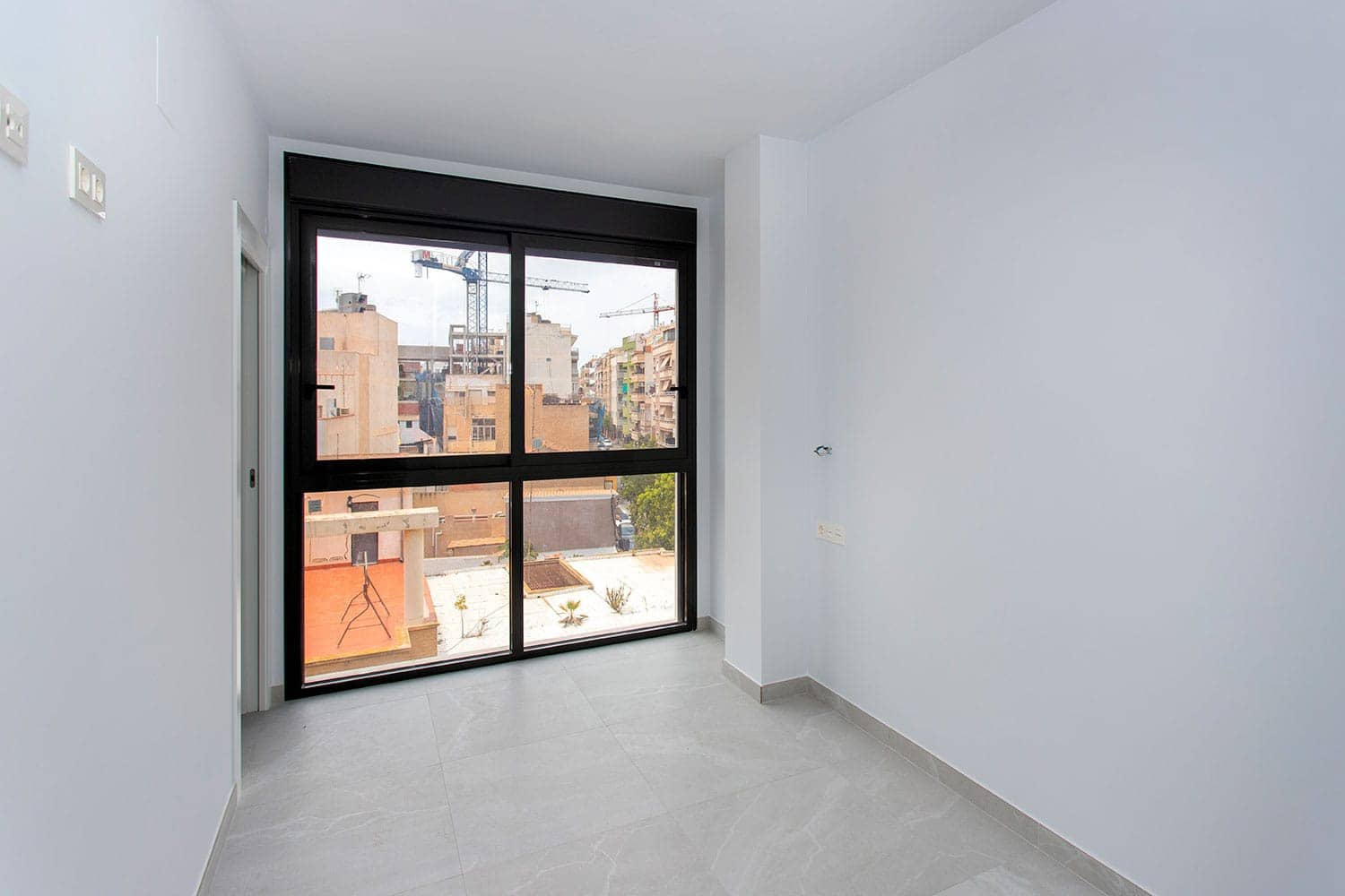 2 soveværelse Lejlighed til salg i Torrevieja - € 280.000 (Ref: 9983950)