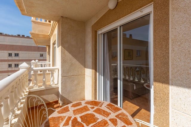 2 bedroom Apartment for sale in Nueva Torrevieja, Torrevieja - € 134,900 (Ref: 9985120)