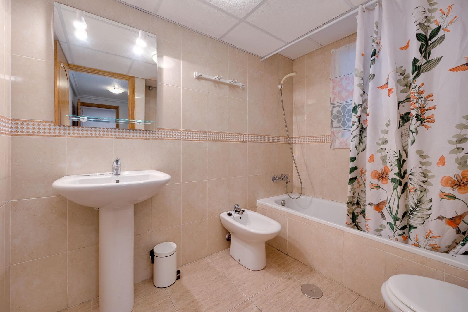 3 slaapkamer Appartement te koop in Torrevieja - € 183.900 (Ref: 9985952)