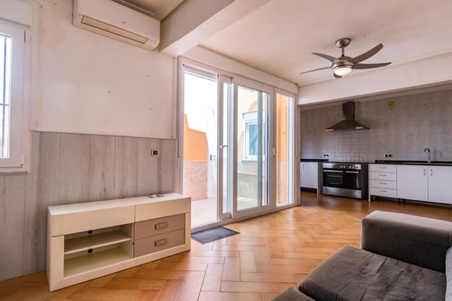 4 soverom Villa til salgs i Centro - Muelle Pesquero, Torrevieja - € 229 000 (Ref: 9985955)