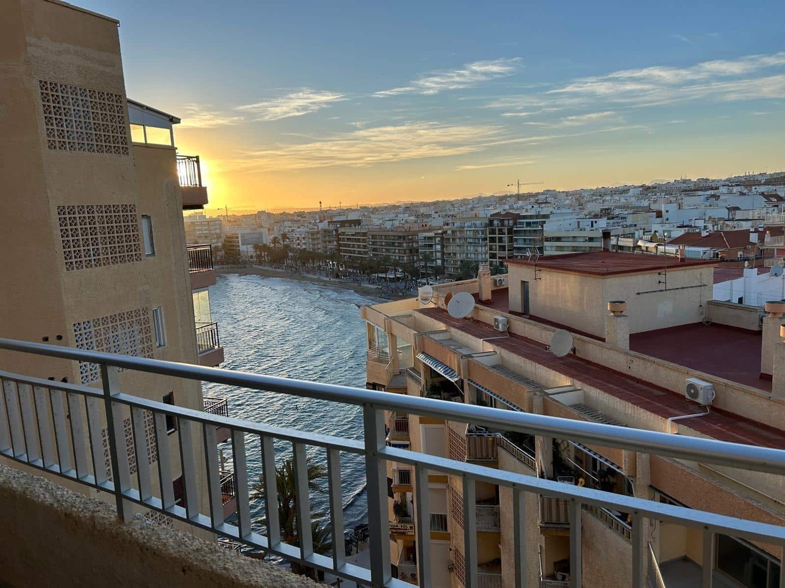 1 quarto Apartamento para venda em Torrevieja - 195 000 € (Ref: 9985956)
