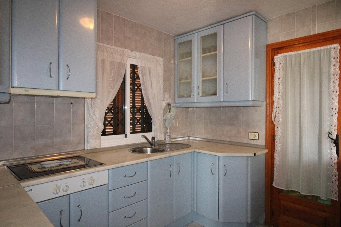 3 soveværelse Byhus til salg i La Mata - € 170.000 (Ref: 9985957)