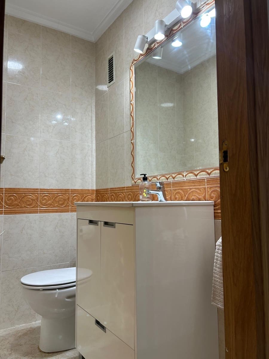 3 makuuhuone Huoneisto myytävänä paikassa Torrevieja - 199 900 € (Ref: 9985958)