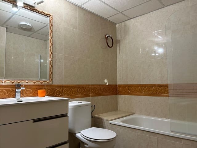 3 makuuhuone Huoneisto myytävänä paikassa Playa del Cura, Torrevieja - 199 900 € (Ref: 9985958)