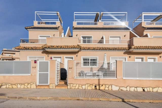 3 soveværelse Byhus til salg i Los Balcones - Los Altos, Torrevieja - € 349.000 (Ref: 9985963)