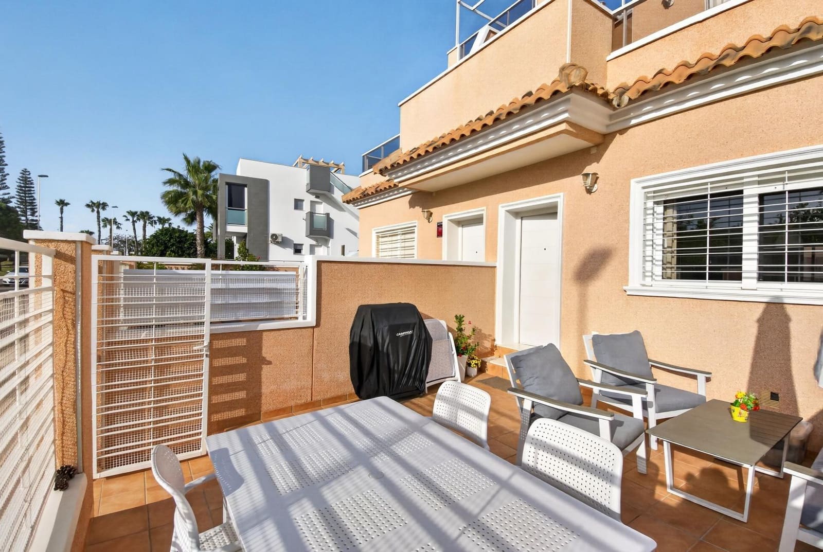 3 chambre Maison de Ville à vendre à Torrevieja - 349 000 € (Ref: 9985963)