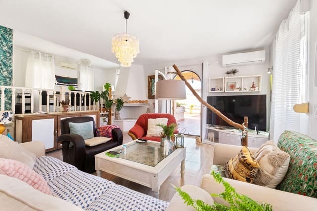 3 Zimmer Villa zu verkaufen in La Zenia, Orihuela - 799.000 € (Ref: 9985969)