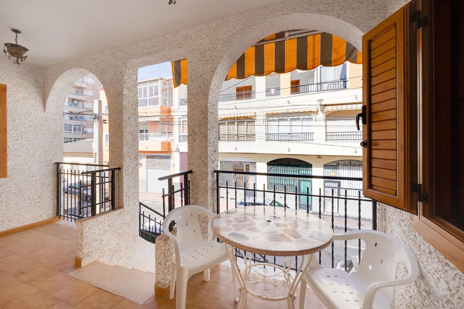 3 sovrum Bungalow till salu i Torrevieja - 205 000 € (Ref: 9985975)