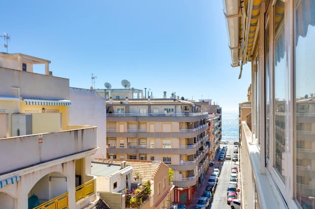 3 soveværelse Penthouse til salg i Playa de los Locos, Torrevieja - € 225.000 (Ref: 9985976)