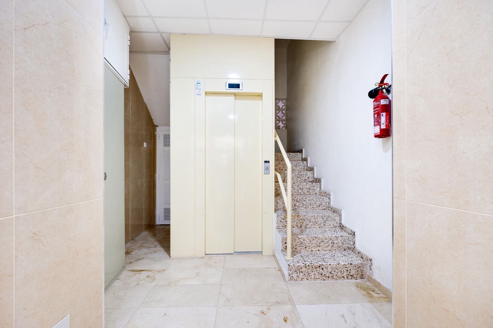 3 Zimmer Apartment zu verkaufen in Torrevieja - 154.900 € (Ref: 9985977)