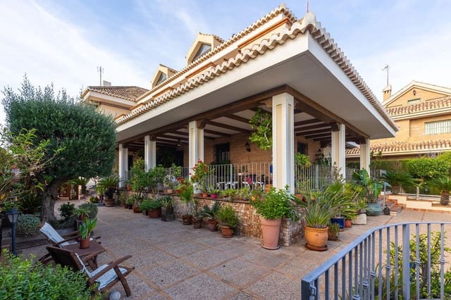 7 soverom Villa til salgs i La Veleta, Torrevieja - € 2 490 000 (Ref: 9985987)