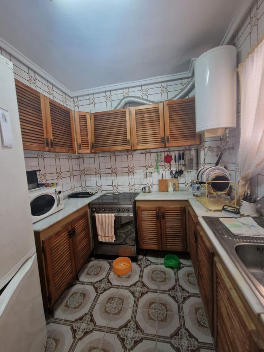 Apartamento de 3 habitaciones en Torrevieja en venta - 143.000 € (Ref: 9985988)