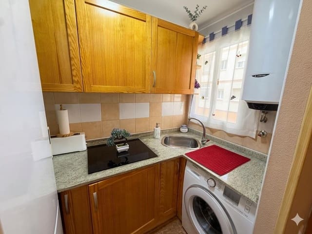 2 soveværelse Penthouse til salg i Centro, Torrevieja - € 155.000 (Ref: 9985992)