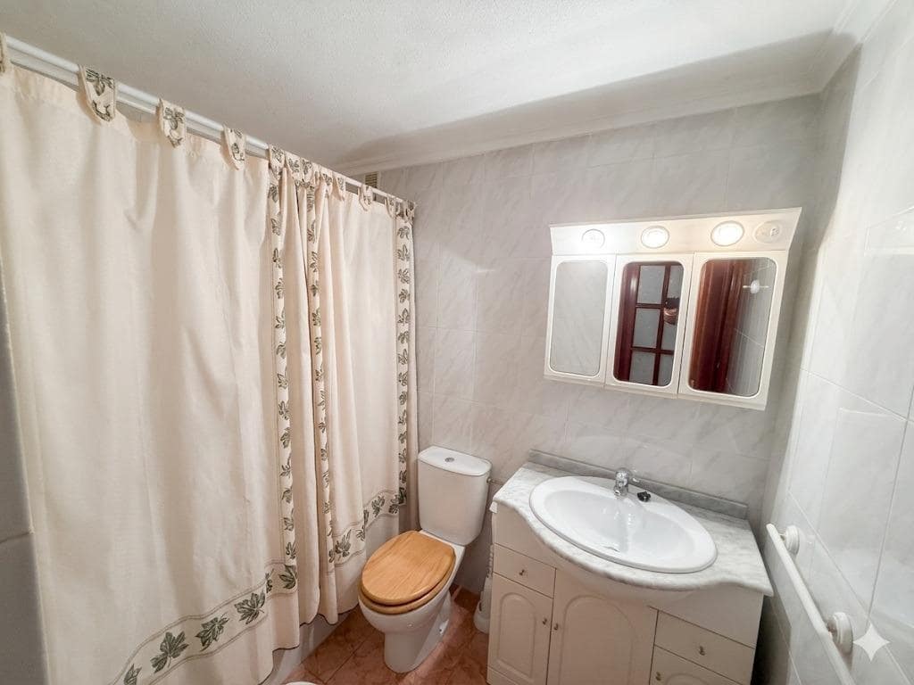 3 slaapkamer Appartement te koop in Torrevieja - € 169.900 (Ref: 9985994)