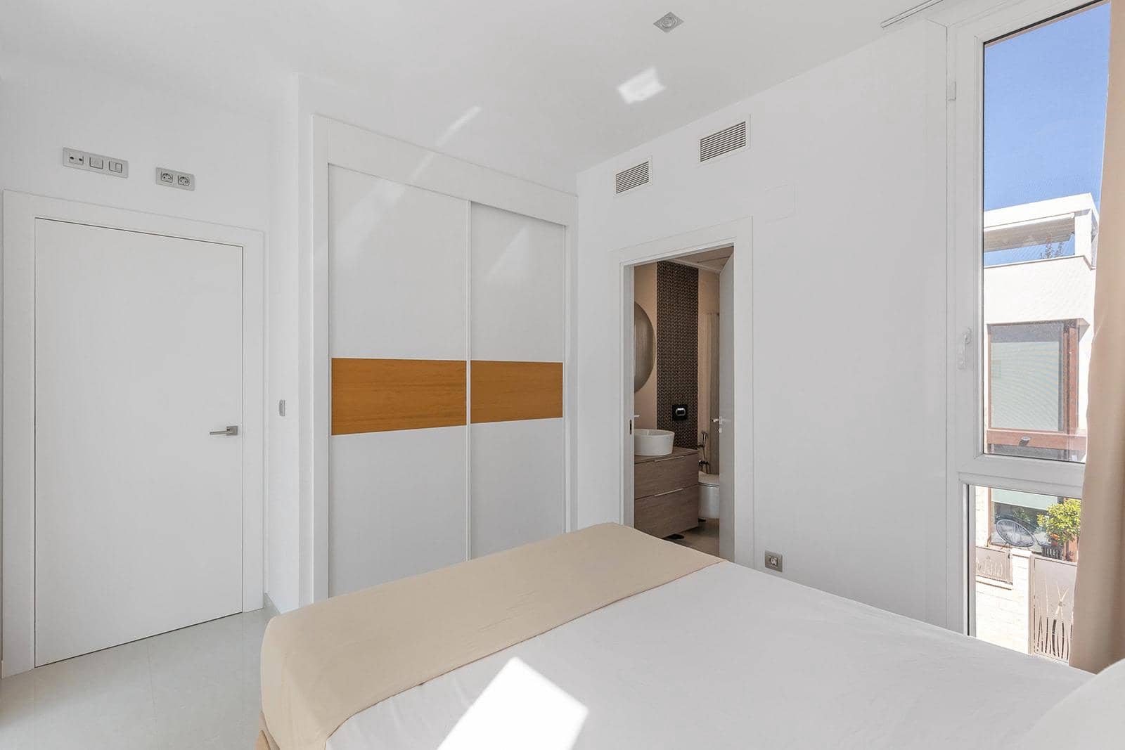 3 soverom Villa til salgs i Pueblo Bravo - € 460 000 (Ref: 9985995)