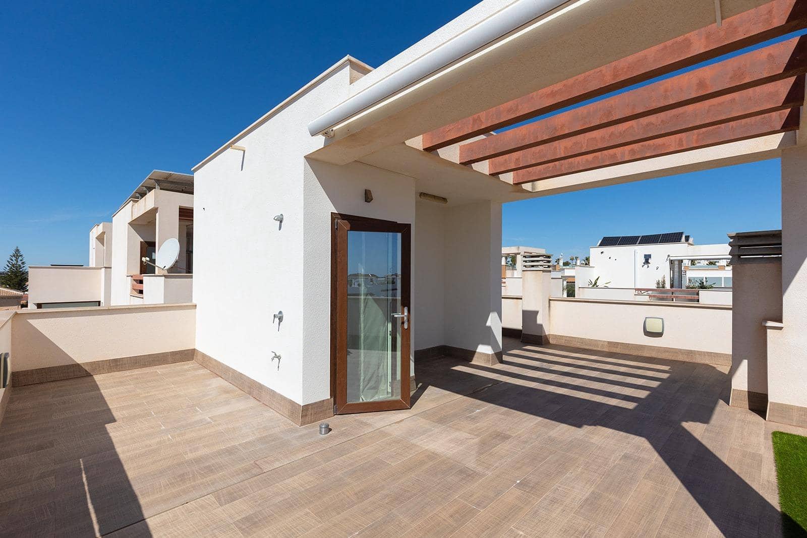 3 soverom Villa til salgs i Pueblo Bravo - € 460 000 (Ref: 9985995)