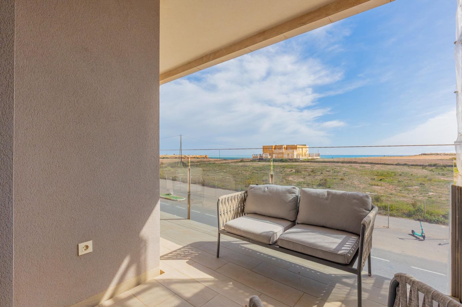 3 slaapkamer Appartement te koop in Torrevieja - € 299.000 (Ref: 9985999)