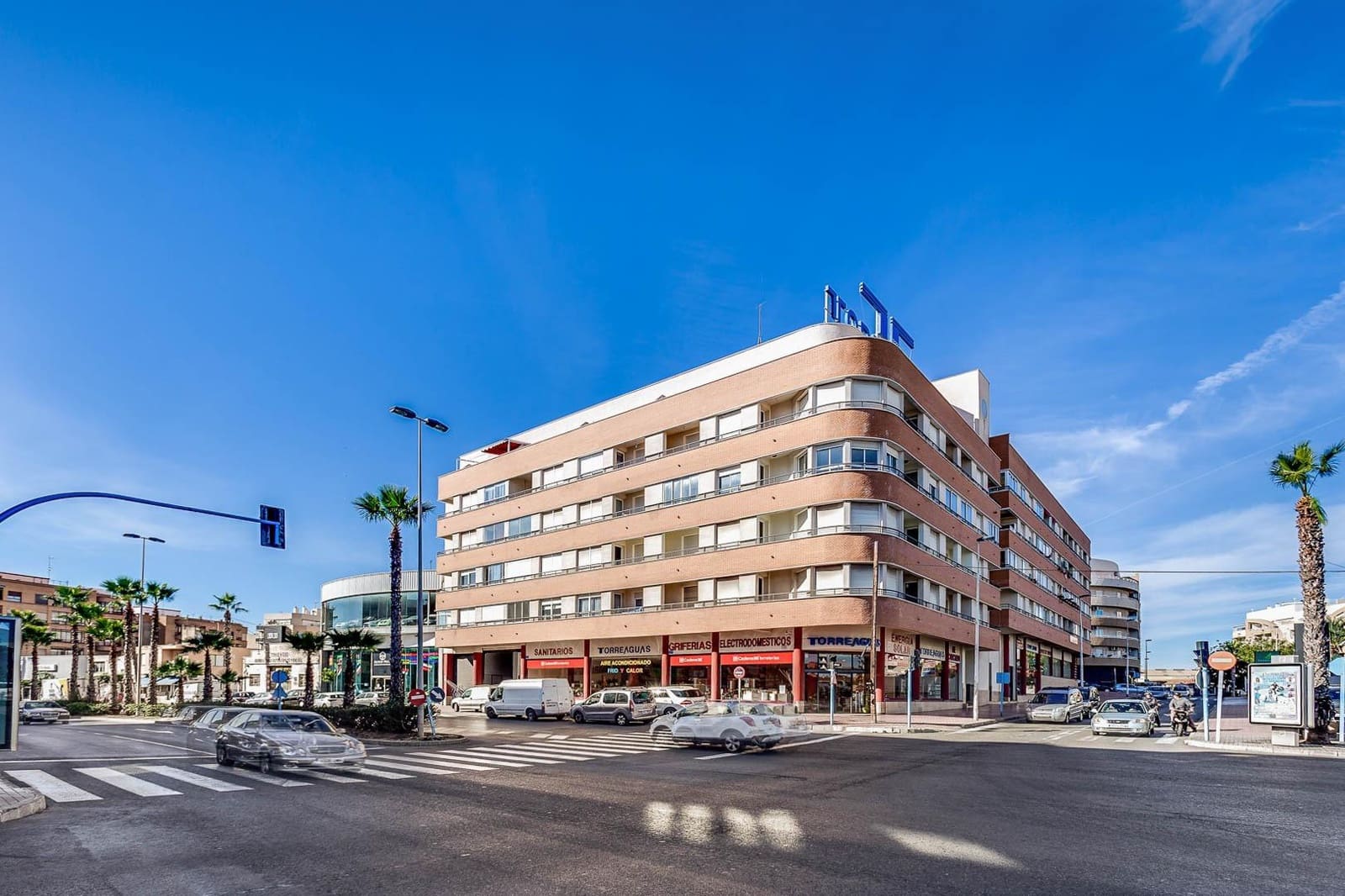 Apartamento de 3 habitaciones en Torrevieja en venta - 195.000 € (Ref: 9986009)