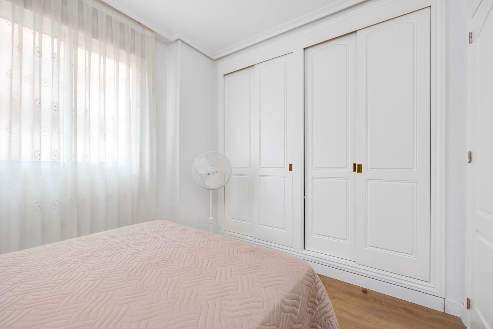 Apartamento de 3 habitaciones en Torrevieja en venta - 195.000 € (Ref: 9986009)
