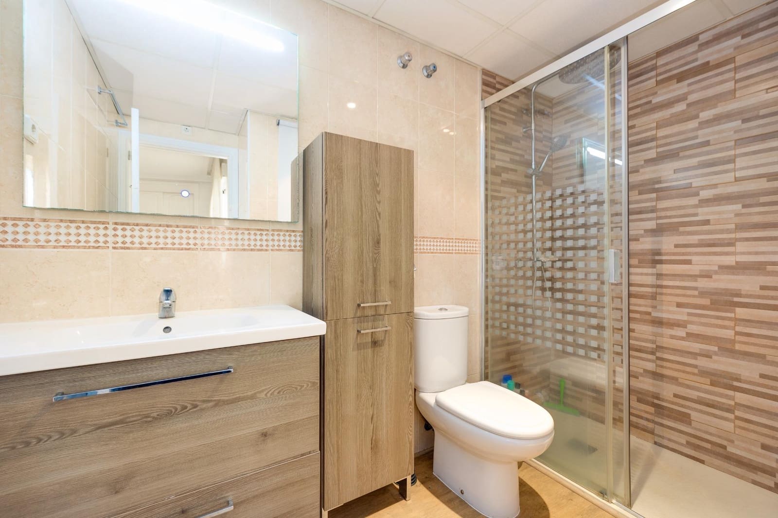 Apartamento de 3 habitaciones en Torrevieja en venta - 195.000 € (Ref: 9986009)