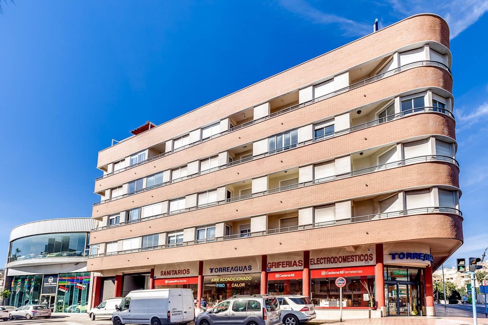 Apartamento de 3 habitaciones en Torrevieja en venta - 195.000 € (Ref: 9986009)