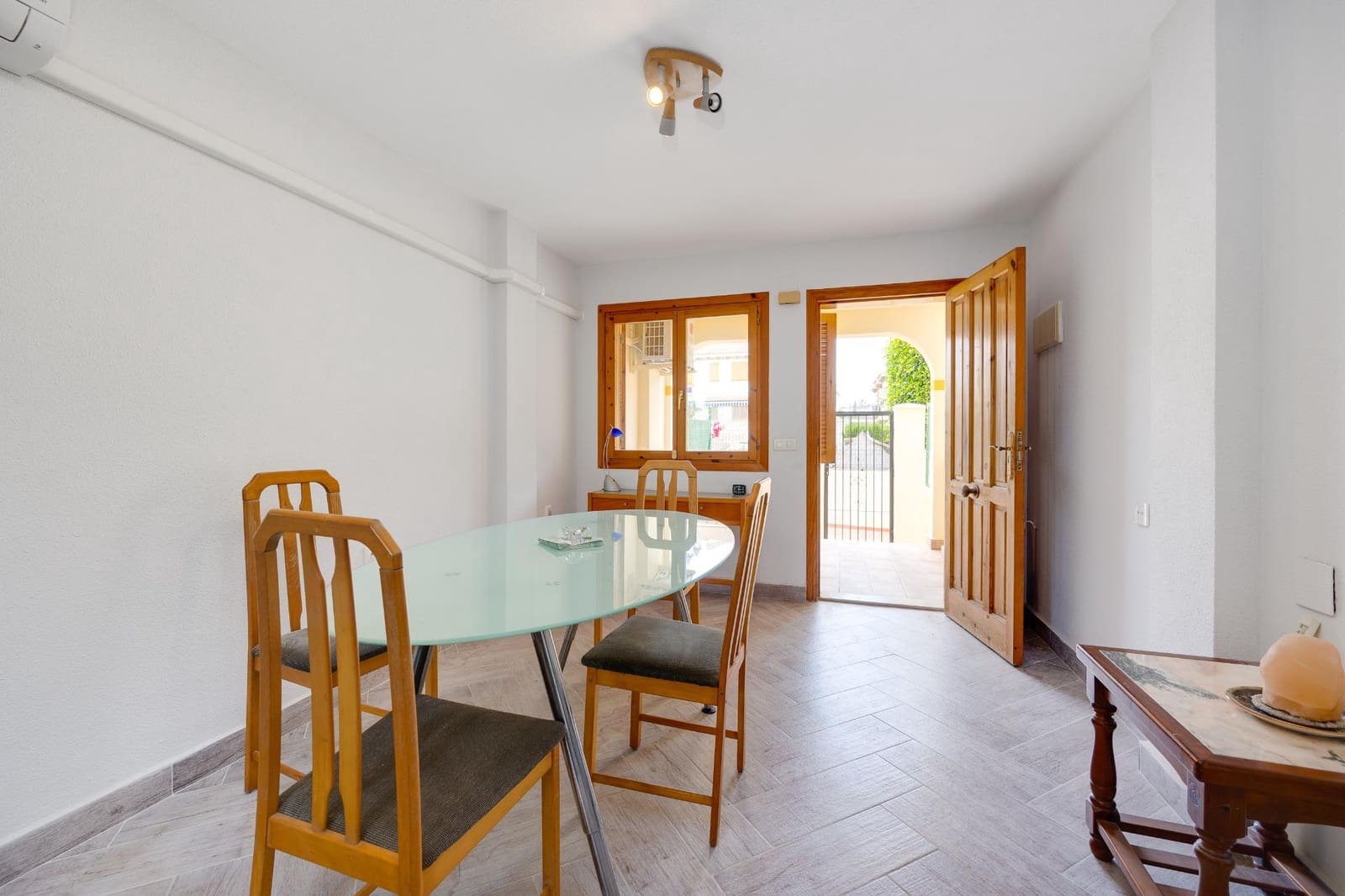 2 quarto Bungalow para venda em La Mata - 180 000 € (Ref: 9986011)