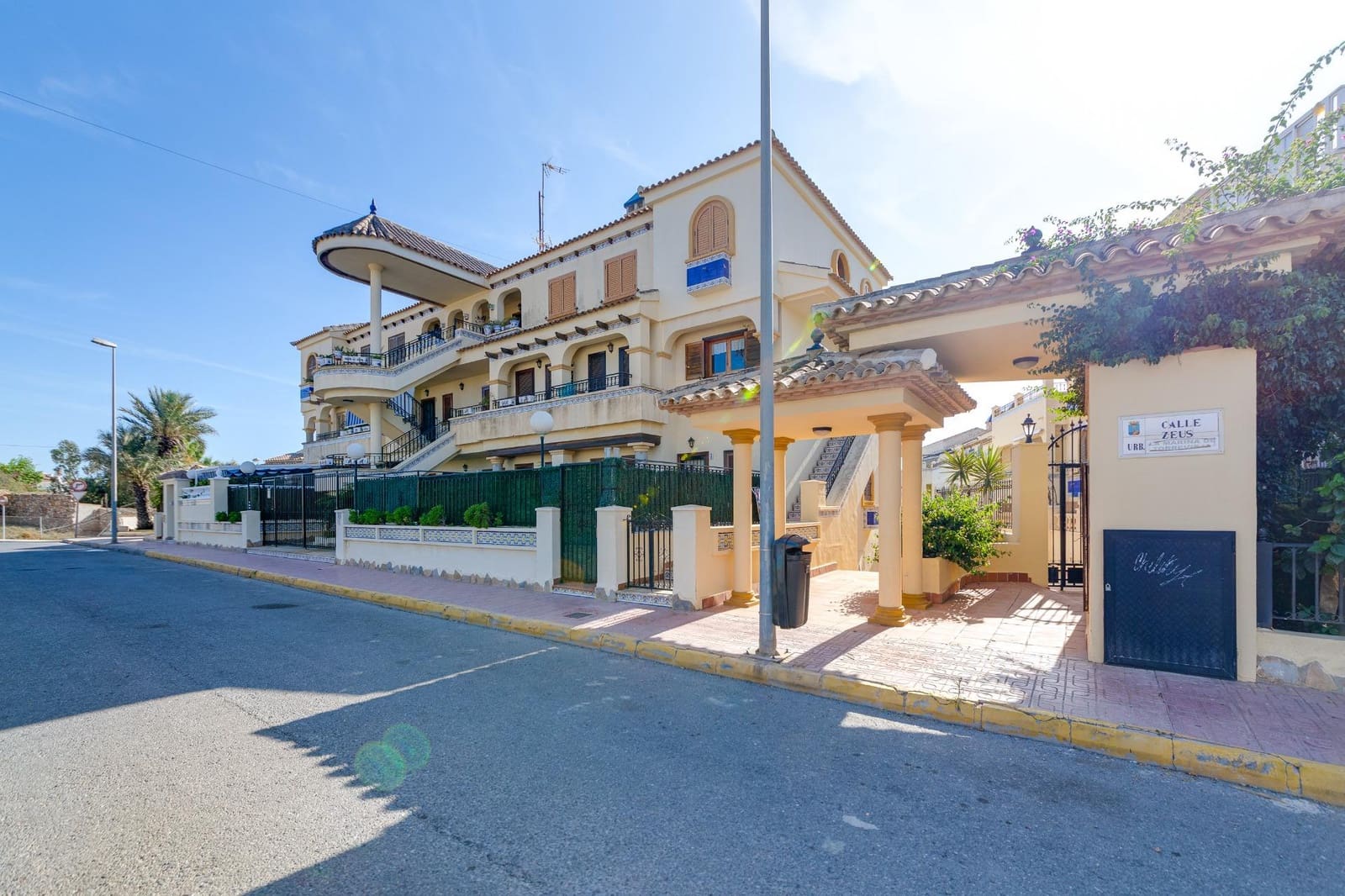 2 quarto Bungalow para venda em La Mata - 180 000 € (Ref: 9986011)