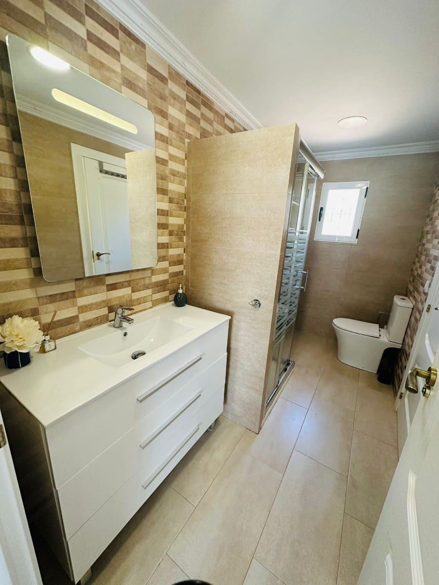 4 soveværelse Villa til salg i Pinar de Campoverde - € 379.000 (Ref: 9986015)