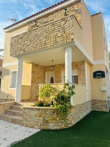 4 soveværelse Villa til salg i Pinar de Campoverde, Pilar de la Horadada - € 379.000 (Ref: 9986015)