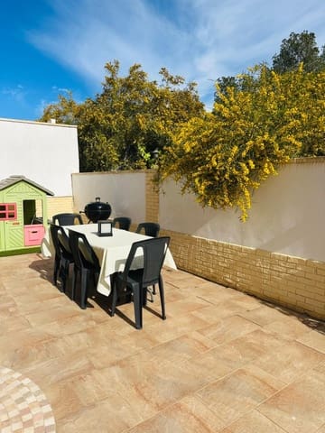 4 soveværelse Villa til salg i Pinar de Campoverde, Pilar de la Horadada - € 379.000 (Ref: 9986015)